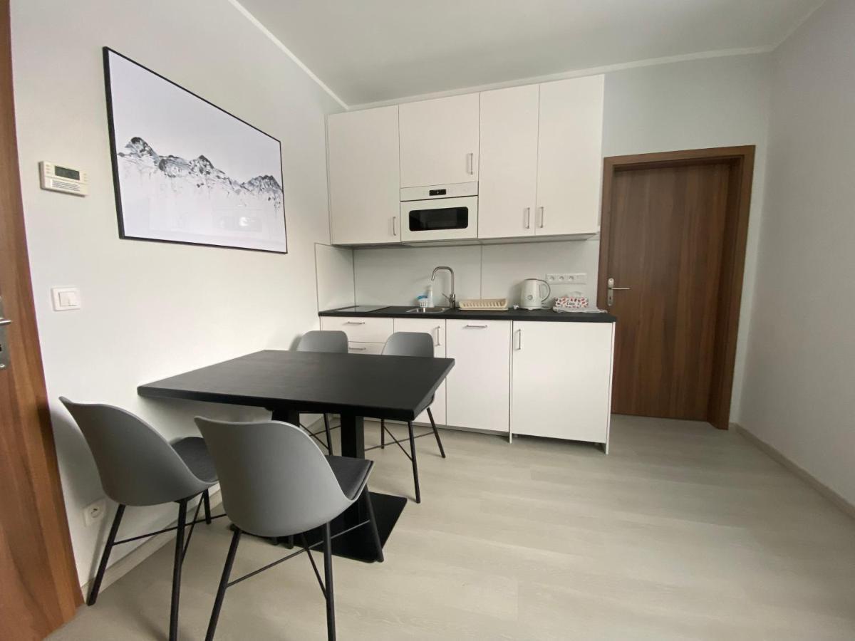 Apartman V Koutech Коути Екстериор снимка